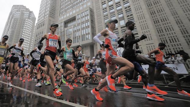 Coronavirus: Tokyo Marathon organisers restrict event to elite runners only