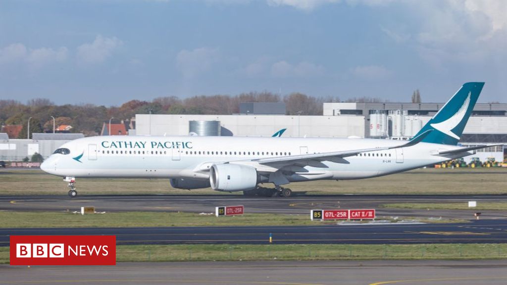 Coronavirus: Cathay Pacific gets $5bn state-backed bailout