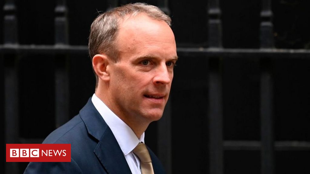 Coronavirus: Working from home damaging economy, Raab warns